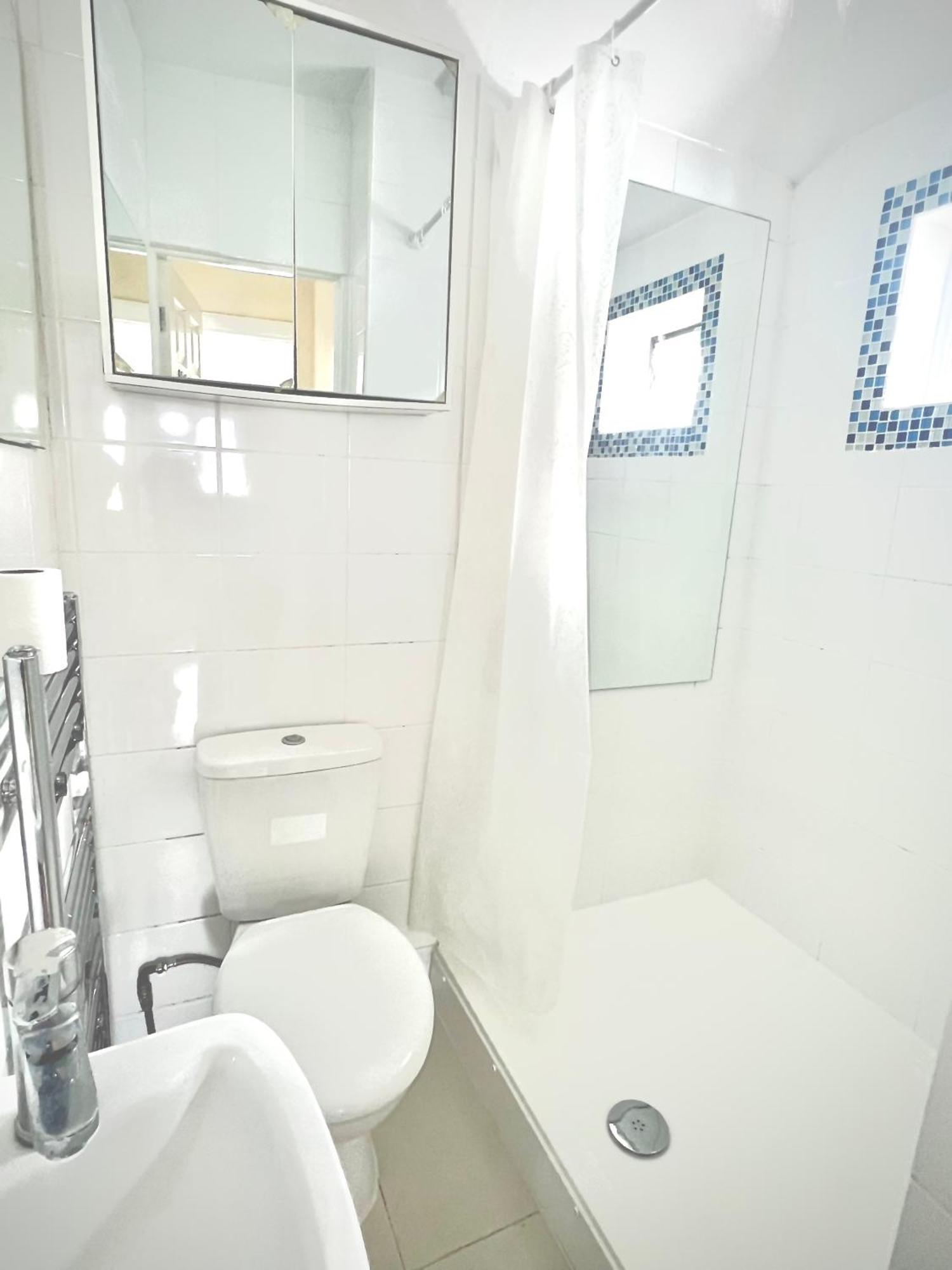 Cosy Private Flat In London, Free Parking On Premise Διαμέρισμα Carshalton Εξωτερικό φωτογραφία